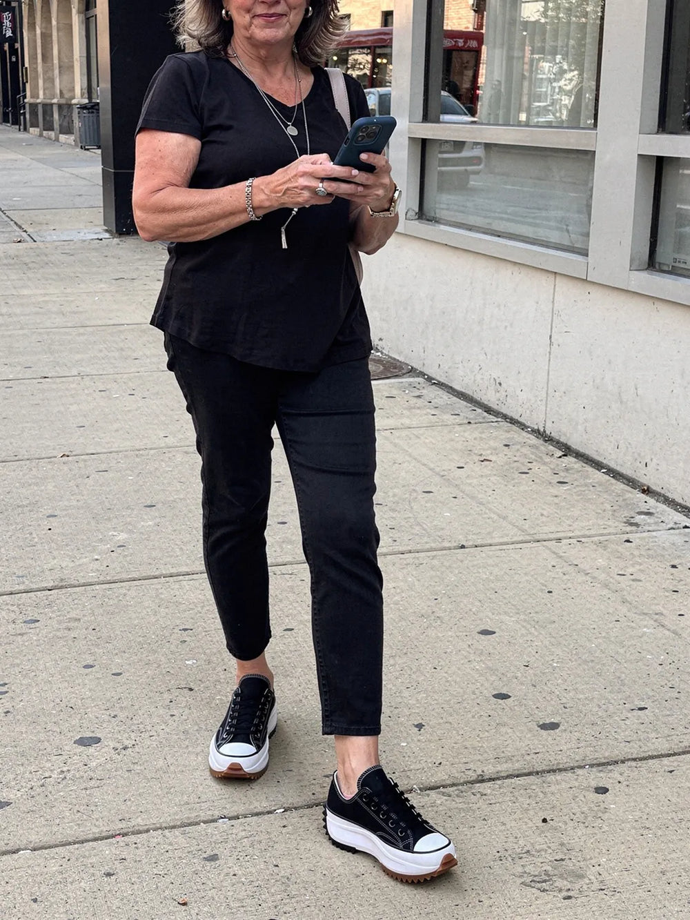 <h2>Customers love our shoes!</h2>