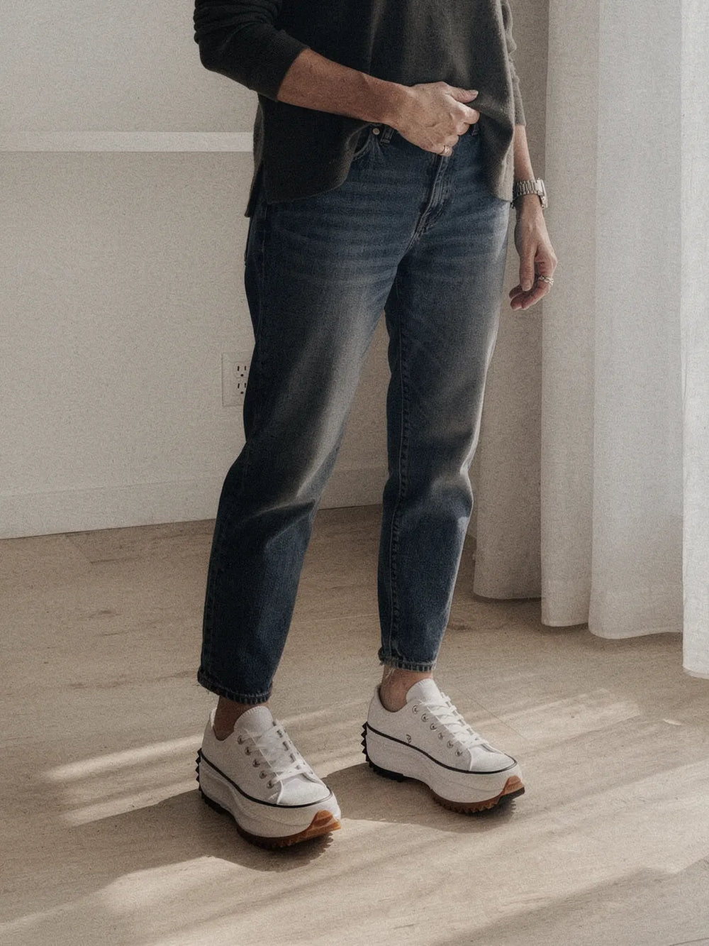 <h2>Customers love our shoes!</h2>